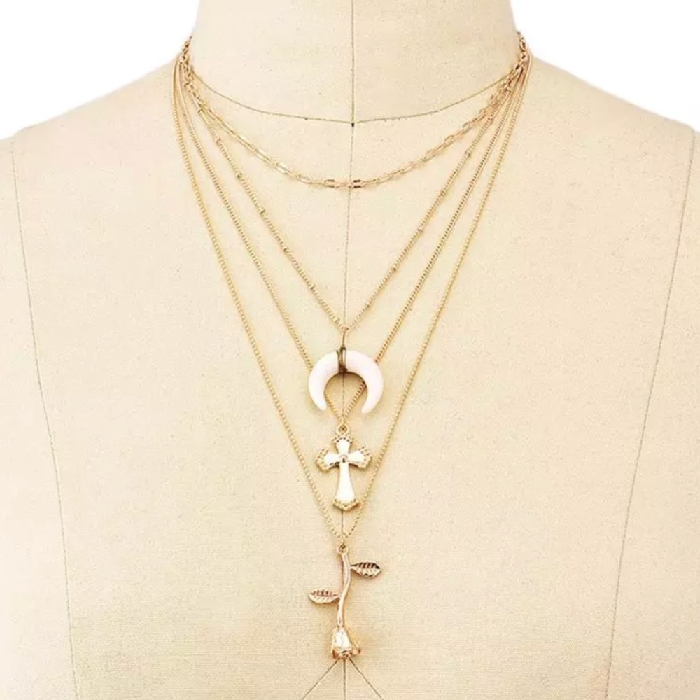 Only 1 left!Layered Moon, Cross & Rose Necklace 🌹 - Picture 3 of 6